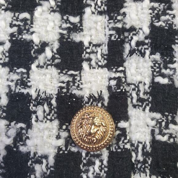 Francesca Women Preppy Button Accent Checkered Skirt Size Medium MINI NEW - Picture 2 of 9